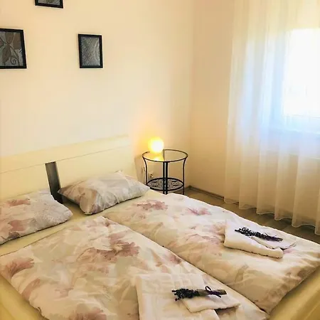 Levendula Apartman * Tapolca